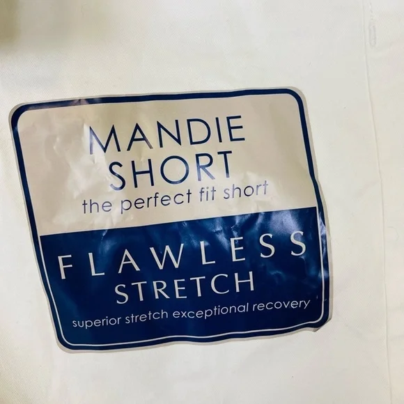 NWT Bandolino Women's Mandie Short, Size 6 P, Perfect Fit Shorts Stretch White - Picture 4 of 10